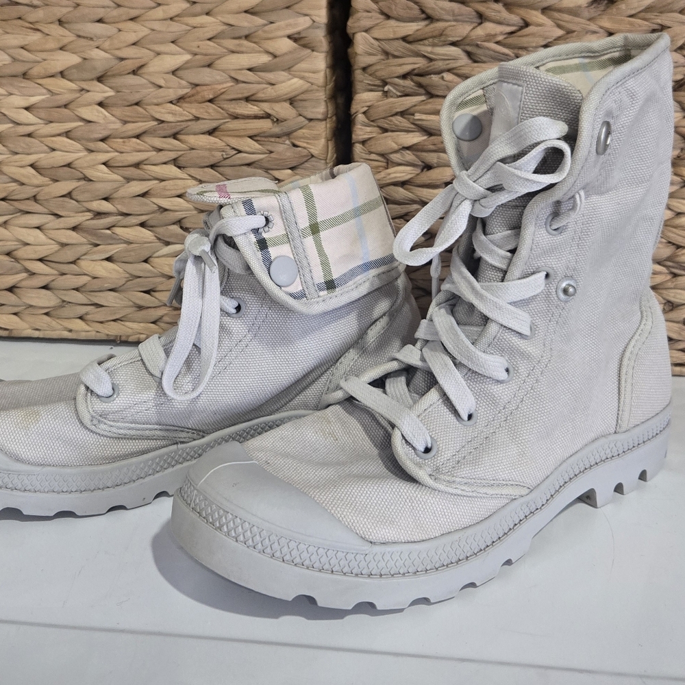 Palladium Gray Combat Boots with Plaid Lining - Picture 2 of 9